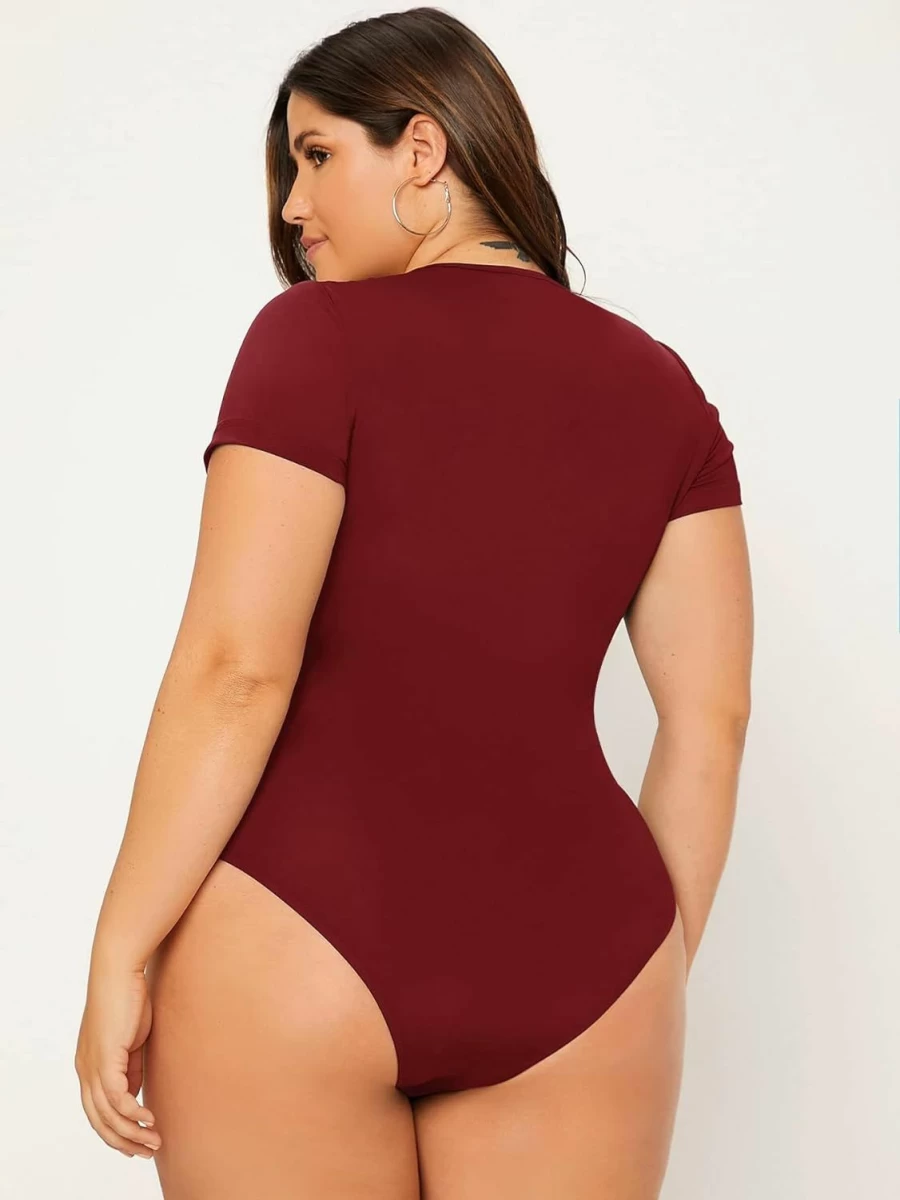 OYOANGLE Women's Plus Size Scoop Neck Short Sleeve Bodysuit - Comfortable Basic T-Shirt Style Bodysuit for Women